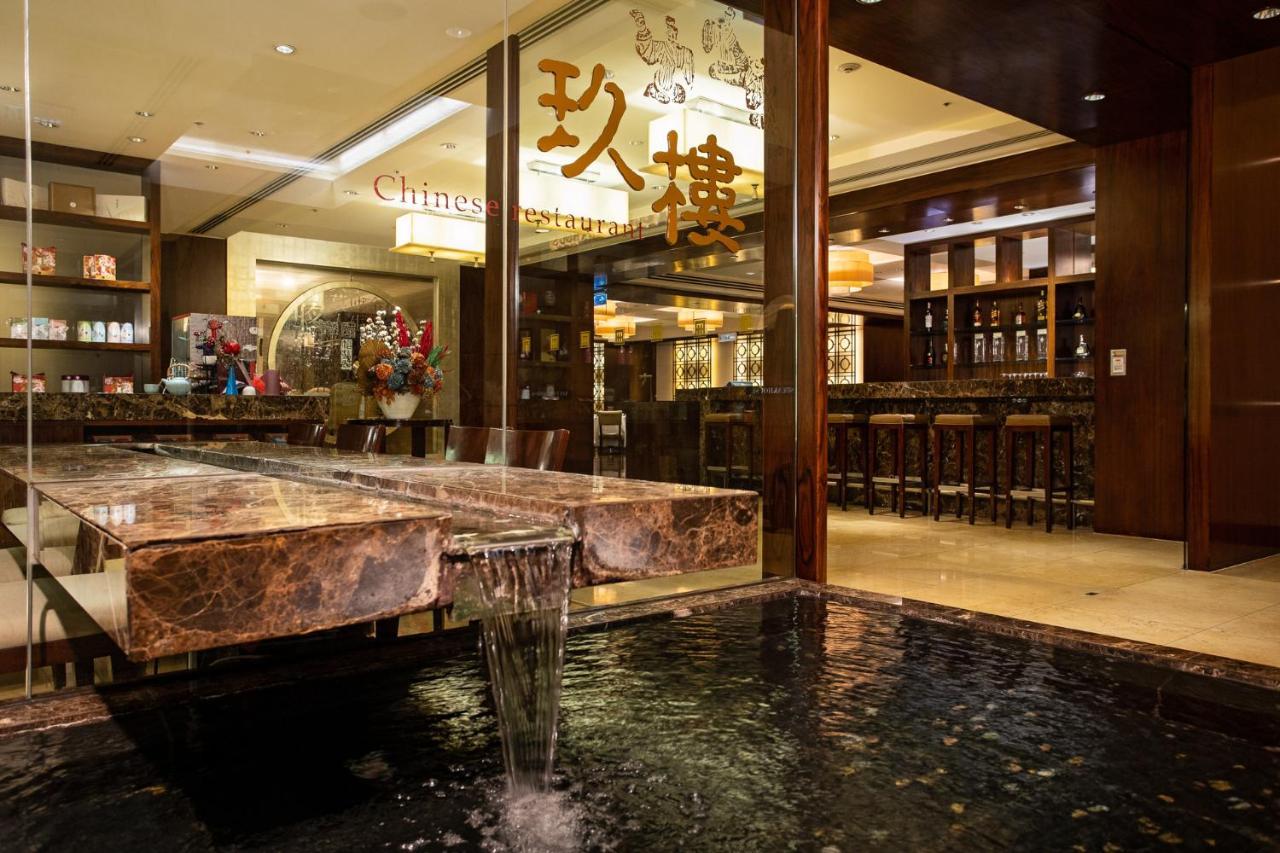 Ambassador Hotel Hsinchu Экстерьер фото Entrance to the restaurant