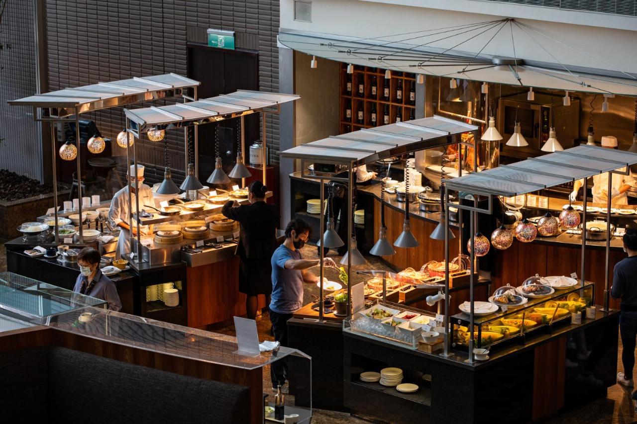 Ambassador Hotel Hsinchu Экстерьер фото A buffet at a hotel