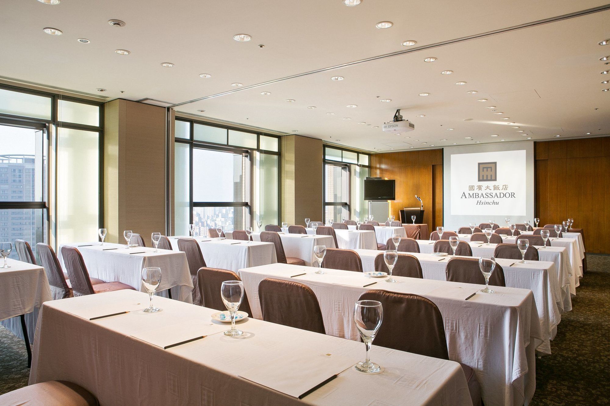 Ambassador Hotel Hsinchu Удобства фото Meeting room