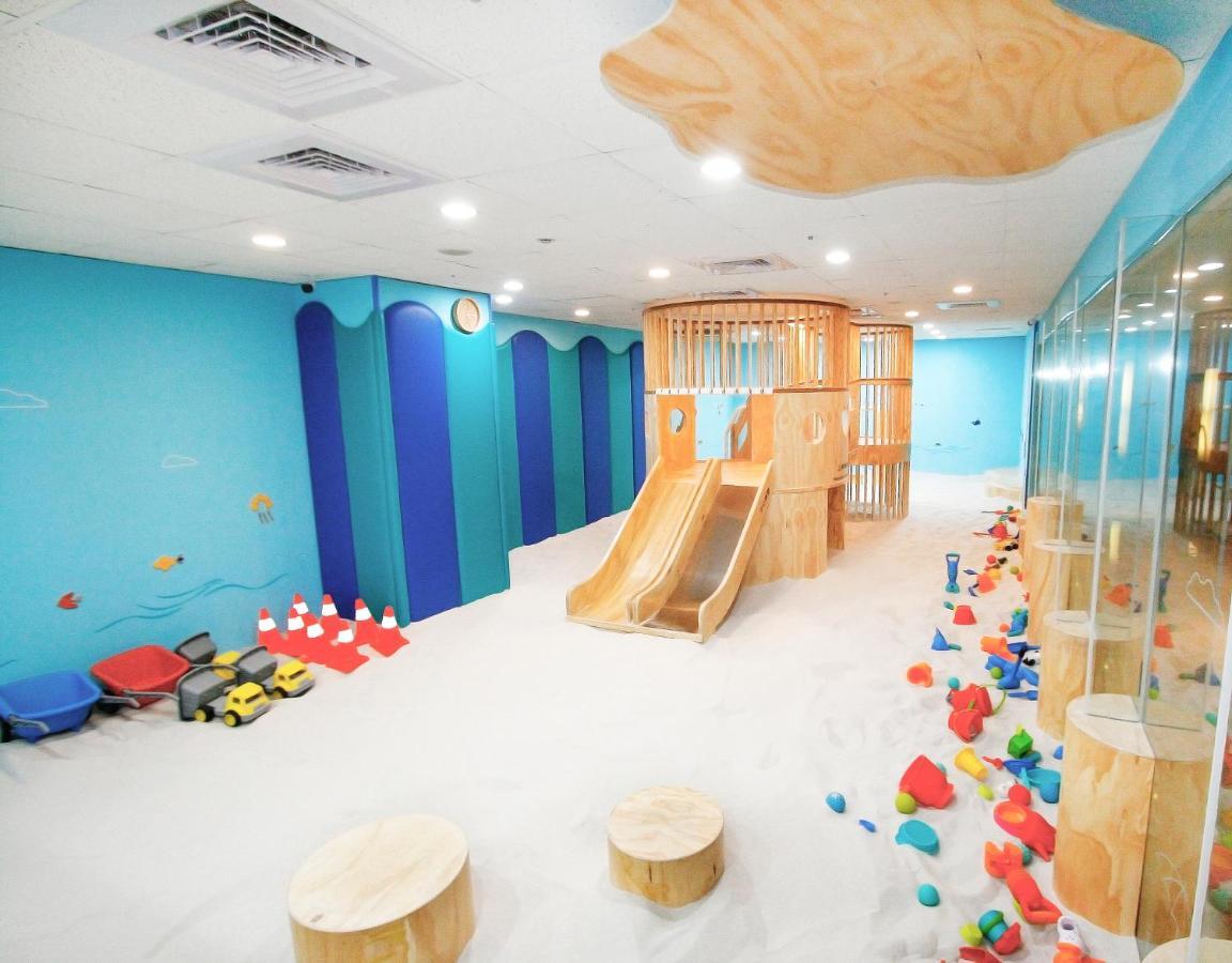 Ambassador Hotel Hsinchu Экстерьер фото The Children's Museum of Oakville